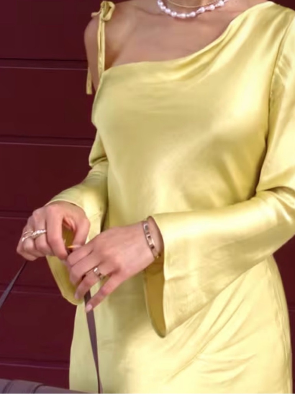 Shona Joy Sofia Asymmetrical Mini Dress Yellow Satin Size 4 Wedding Guest - Picture 6 of 6